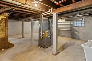 1335 N Hawley Rd, Milwaukee, WI 53208 - Photo 32