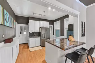 3054 N Newhall St, Milwaukee, WI 53211 - Photo 10