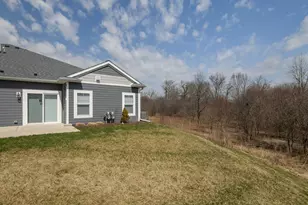 106 Phantom Lk Ct, Mukwonago, WI 53149 - Photo 48