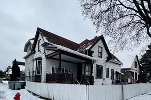 1253 S 31st St, Milwaukee, WI 53215 - Photo 2