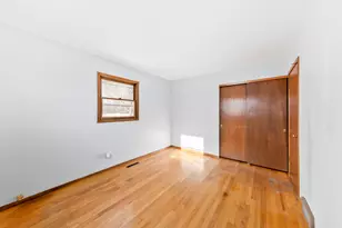 W207N17023 Parkview Dr, Jackson, WI 53037 - Photo 14