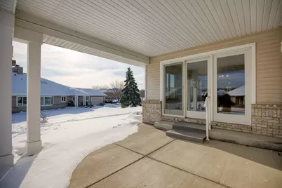 N78W17396  Wildwood Dr #4-2, Menomonee Falls, WI 53051 - Photo 34