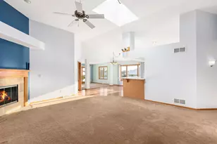 N78W17396 Wildwood Dr, Menomonee Falls, WI 53051 - Photo 14