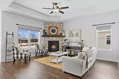 W252N6642  Aspen Ln, Sussex, WI 53089 - Photo 2