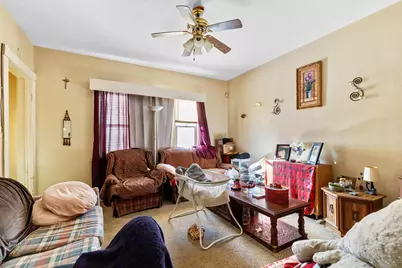 1924 W Grant St, Milwaukee, WI 53215 - Photo 4