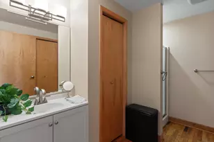 730 N Plankinton Ave, Milwaukee, WI 53203 - Photo 10