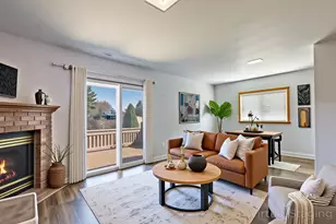 917 N 6th St, Manitowoc, WI 54220 - Photo 10