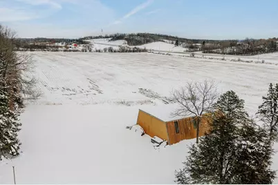 S78W30182  Sugden Rd, Mukwonago, WI 53149 - Photo 8