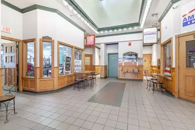 772 W Main St #301, Lake Geneva, WI 53147 - Photo 10