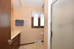761 Crestwood Dr, Waukesha, WI 53188 - Photo 30