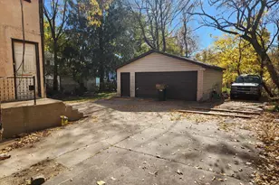 210 E Wisconsin St, Delavan, WI 53115 - Photo 18