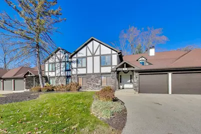 9  Wildwood Ct #D, Williams Bay, WI 53191 - Photo 1