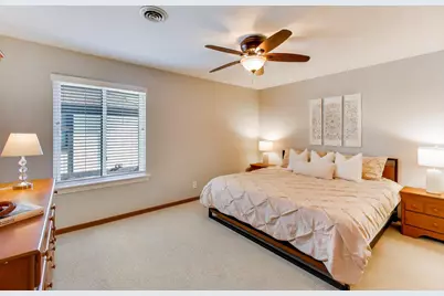 9  Wildwood Ct #D, Williams Bay, WI 53191 - Photo 12