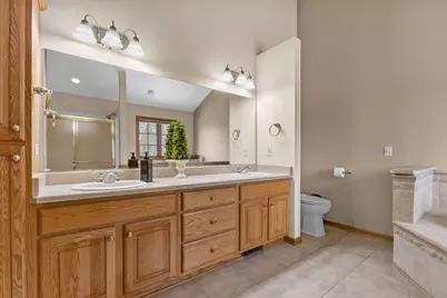 6645  Fieldstone Ct, Racine, WI 53402 - Photo 22