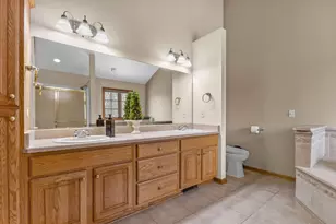 6645 Fieldstone Ct, Racine, WI 53402 - Photo 22