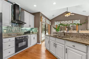 6645 Fieldstone Ct, Racine, WI 53402 - Photo 12