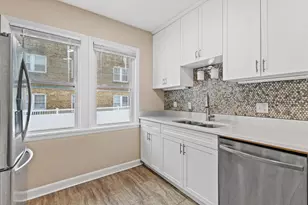 3855 E Layton Ave, Cudahy, WI 53110 - Photo 8