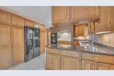 909  Country Club Ln, Fond du Lac, WI 54935 - Photo 16