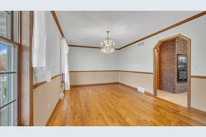 909  Country Club Ln, Fond du Lac, WI 54935 - Photo 8