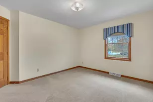 909 Country Club Ln, Fond du Lac, WI 54935 - Photo 40