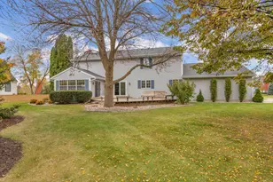 909 Country Club Ln, Fond du Lac, WI 54935 - Photo 52