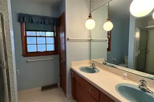 1100 W Duchess Ct, Bayside, WI 53217 - Photo 30