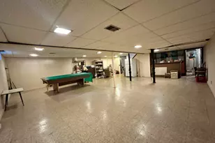 1100 W Duchess Ct, Bayside, WI 53217 - Photo 32