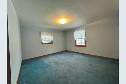 1100 W Duchess Ct, Bayside, WI 53217 - Photo 28