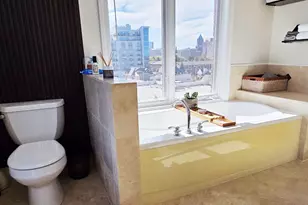 1515 N Van Buren St, Milwaukee, WI 53202 - Photo 28