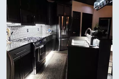 1515 N Van Buren St #510, Milwaukee, WI 53202 - Photo 14