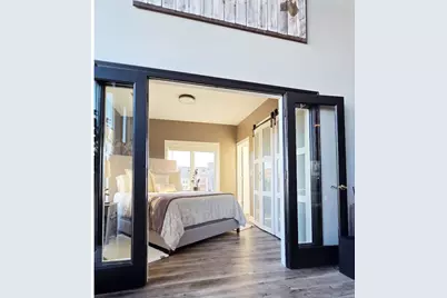 1515 N Van Buren St #510, Milwaukee, WI 53202 - Photo 36