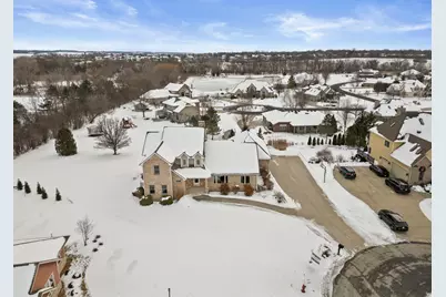 145  Victoria Cir, Racine, WI 53182 - Photo 70