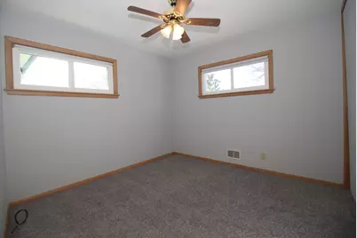 3214 S 72nd St, Milwaukee, WI 53219 - Photo 14