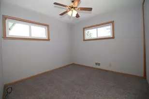 3214 S 72nd St, Milwaukee, WI 53219 - Photo 14