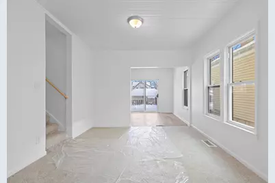 1320 S 64th St, West Allis, WI 53214 - Photo 12