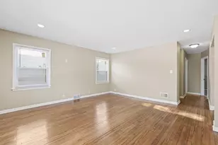 5932 N 37th St, Milwaukee, WI 53209 - Photo 4