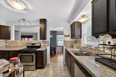 4272 N 88th St, Milwaukee, WI 53222 - Photo 4