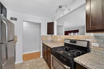 4272 N 88th St, Milwaukee, WI 53222 - Photo 6