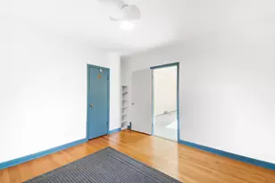 4654 S 48th St, Greenfield, WI 53220 - Photo 10