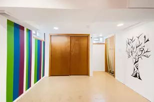 4654 S 48th St, Greenfield, WI 53220 - Photo 14