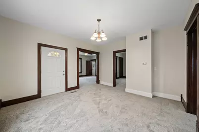 208 W Chestnut St, Burlington, WI 53105 - Photo 6