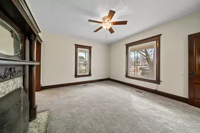 208 W Chestnut St, Burlington, WI 53105 - Photo 10