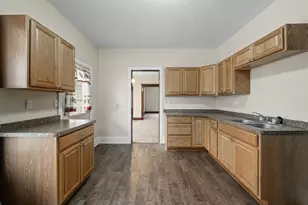 208 W Chestnut St, Burlington, WI 53105 - Photo 12