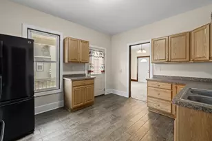 208 W Chestnut St, Burlington, WI 53105 - Photo 16