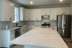 1111 Mt Vernon Dr, Hartford, WI 53027 - Photo 6