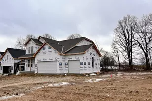 1111 Mt Vernon Dr, Hartford, WI 53027 - Photo 2