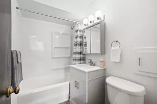 3147 S 18th St, Milwaukee, WI 53215 - Photo 8