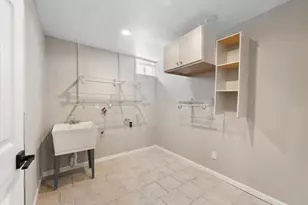 3808 W Silver Spring Dr, Milwaukee, WI 53209 - Photo 34