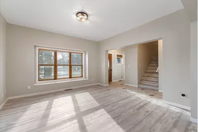 3808 W Silver Spring Dr, Milwaukee, WI 53209 - Photo 6