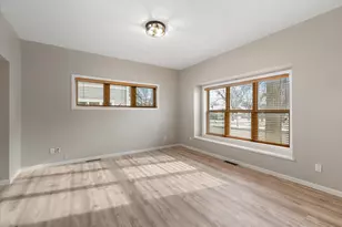 3808 W Silver Spring Dr, Milwaukee, WI 53209 - Photo 8